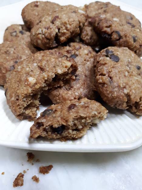 Galletitas de avena, frutos secos y chips de chocolate semiamargo